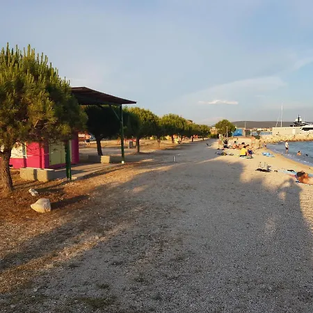 Frane Apartman Bibinje